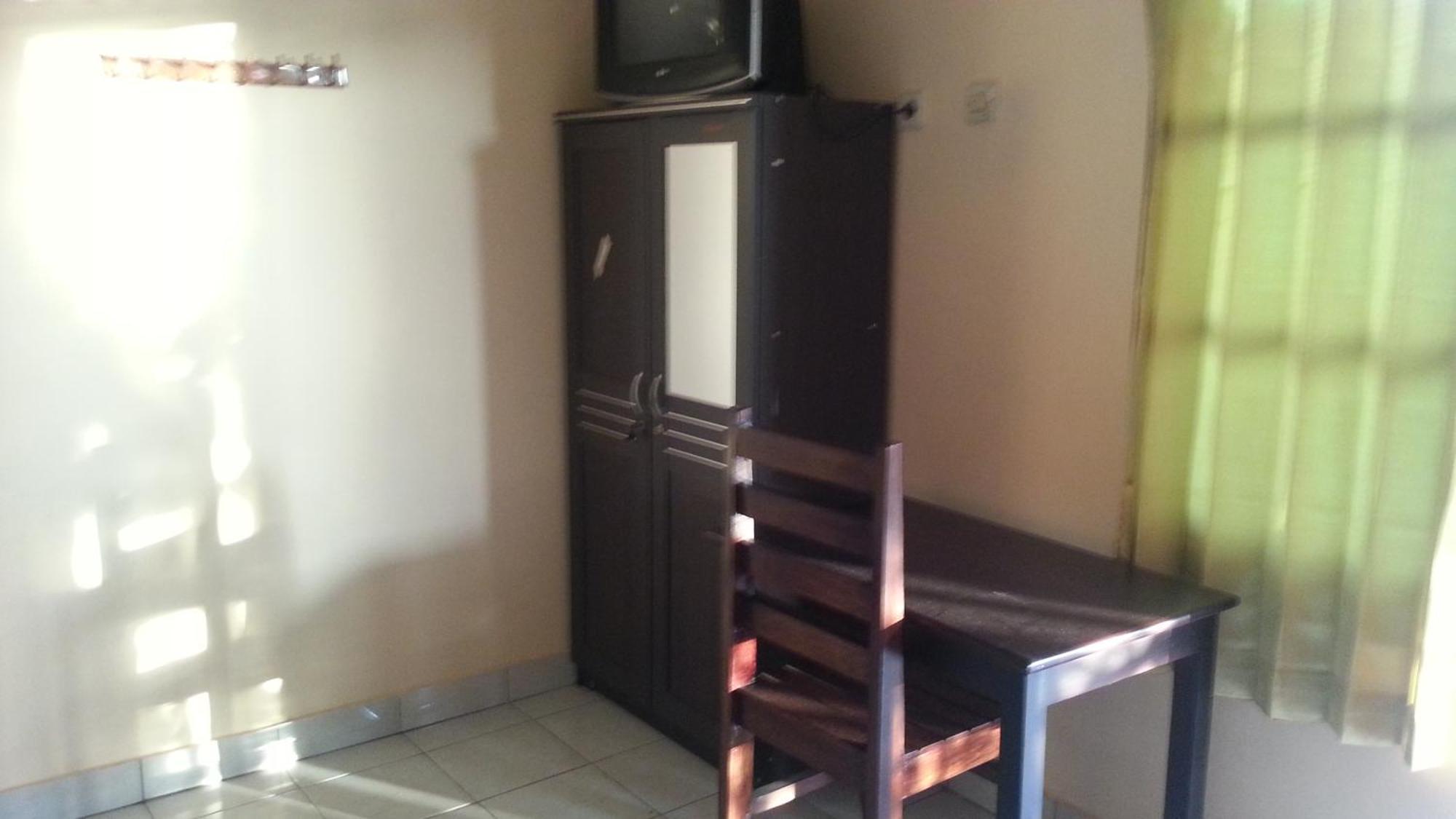 Dstay Kost Bali Jimbaran Szoba fotó